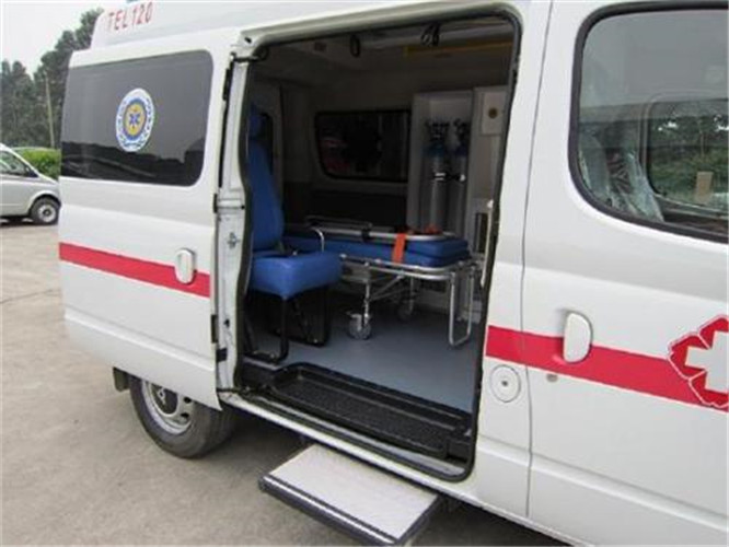 洛龙救护车出租服务案例7