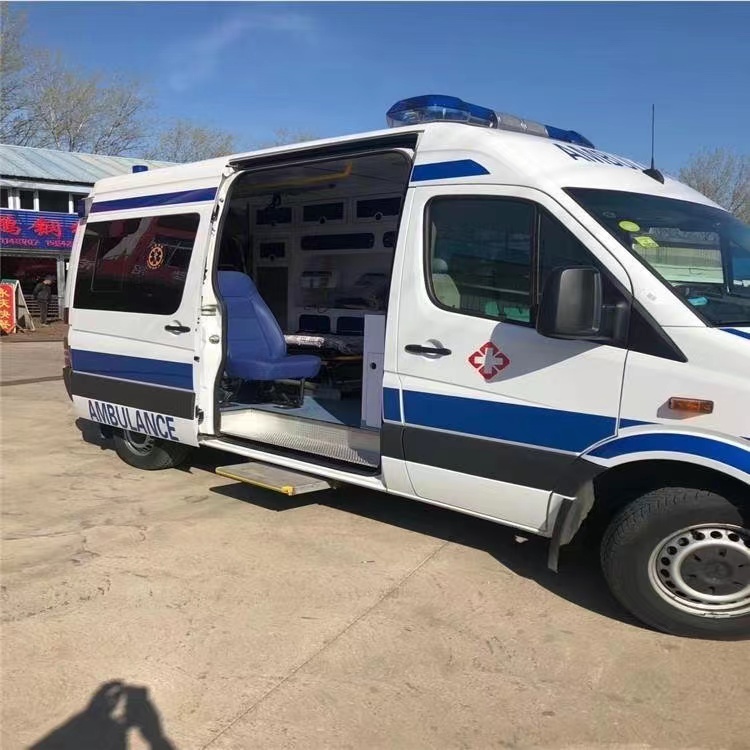 洛龙私人长途救护车出租转院回家