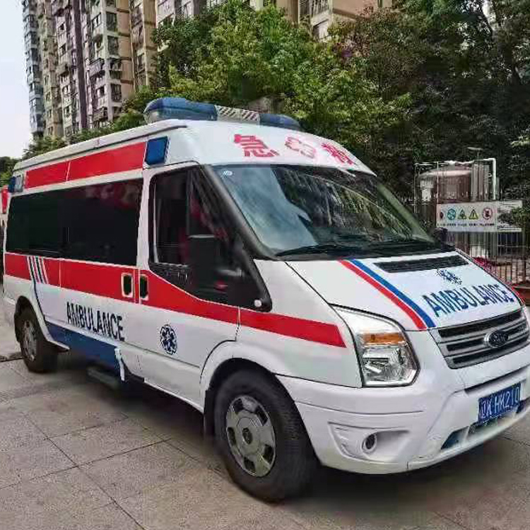 洛龙长途救护车护送病人返乡